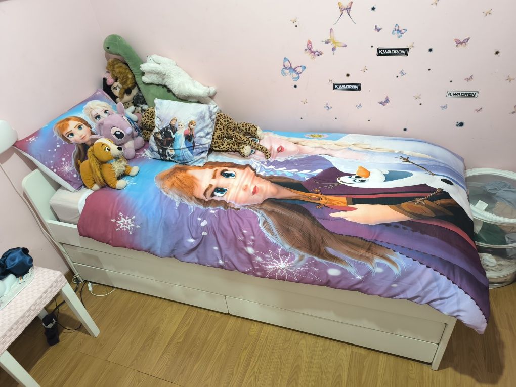 Cama dupla de criança