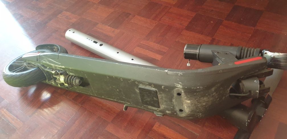 Trotinete Ninebot ES2 para peças