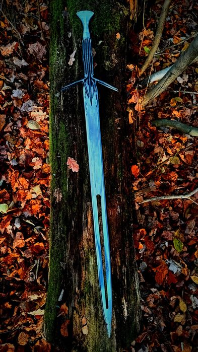 Miecz ręcznie kuty dwuręczny fantasy półtorak militaria wykopki