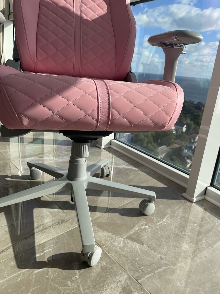 Кресло игровое розовое razer Enki Quartz для девочки