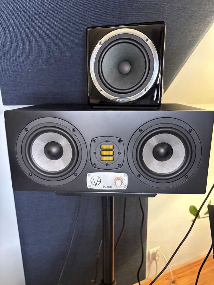 Monitory odsluchowe Eve SC305
