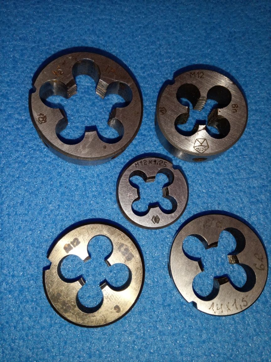 плашки Тр 1/2" , М12 , М14*1,5
