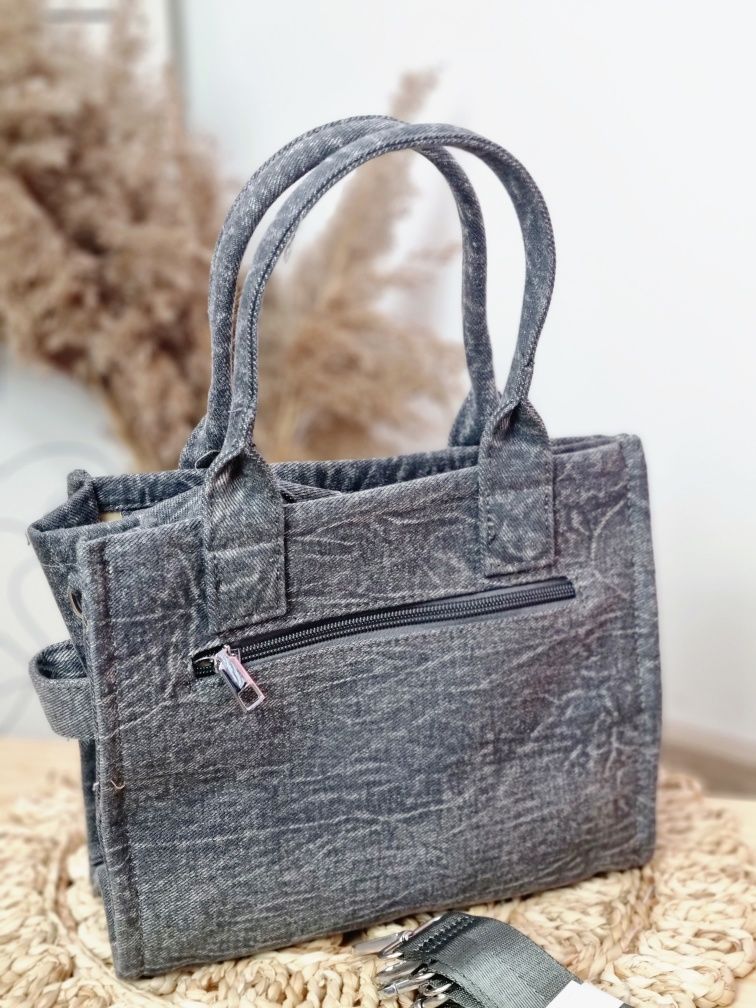 Torebka do reki i na ramię dekatyzowana napis the tote bag  nowa