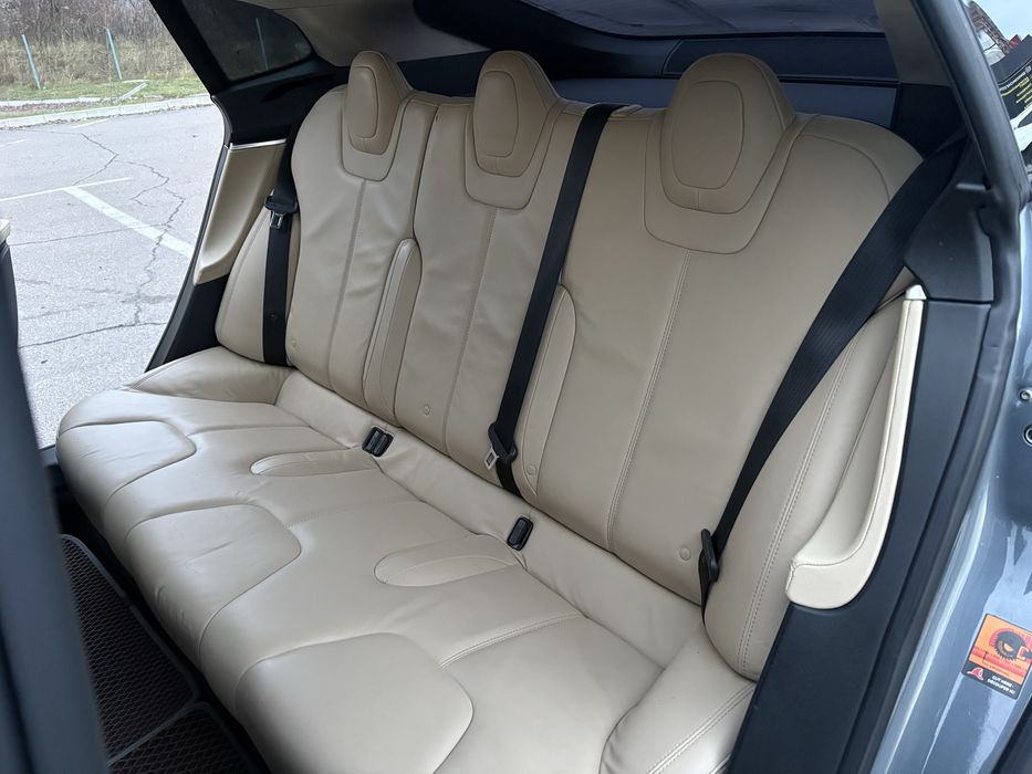 Продам Tesla model S