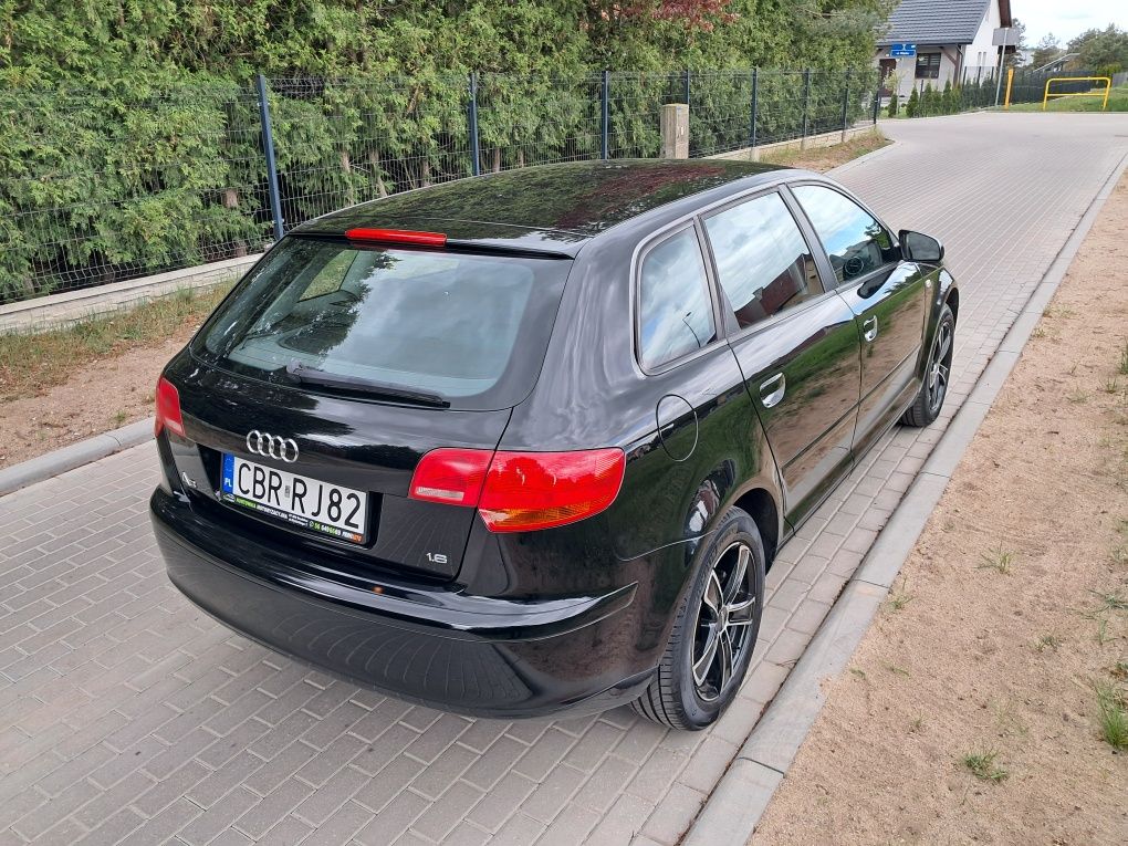 Audi A3 1.6 mpi 102 km 5 drzwi czarna 2008rok