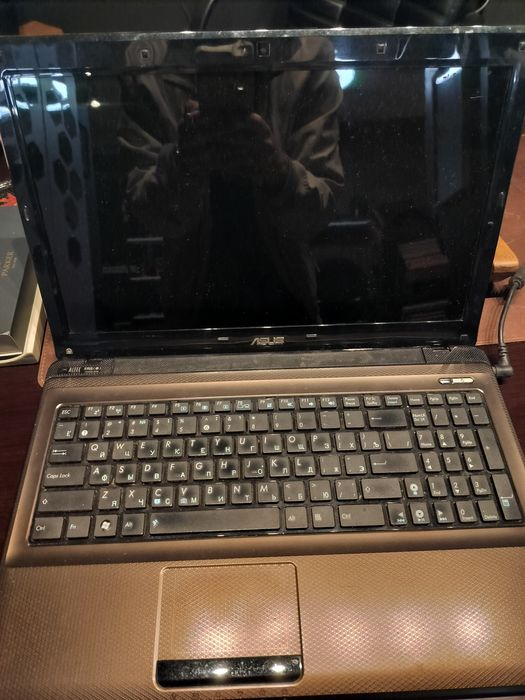 Ноутбук ASUS X52N для навчання/робочий
