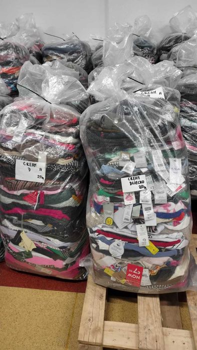 Odzież Używana Hurtownia Odzieży Używanej Najwyższa Jakość woj Łódzkie