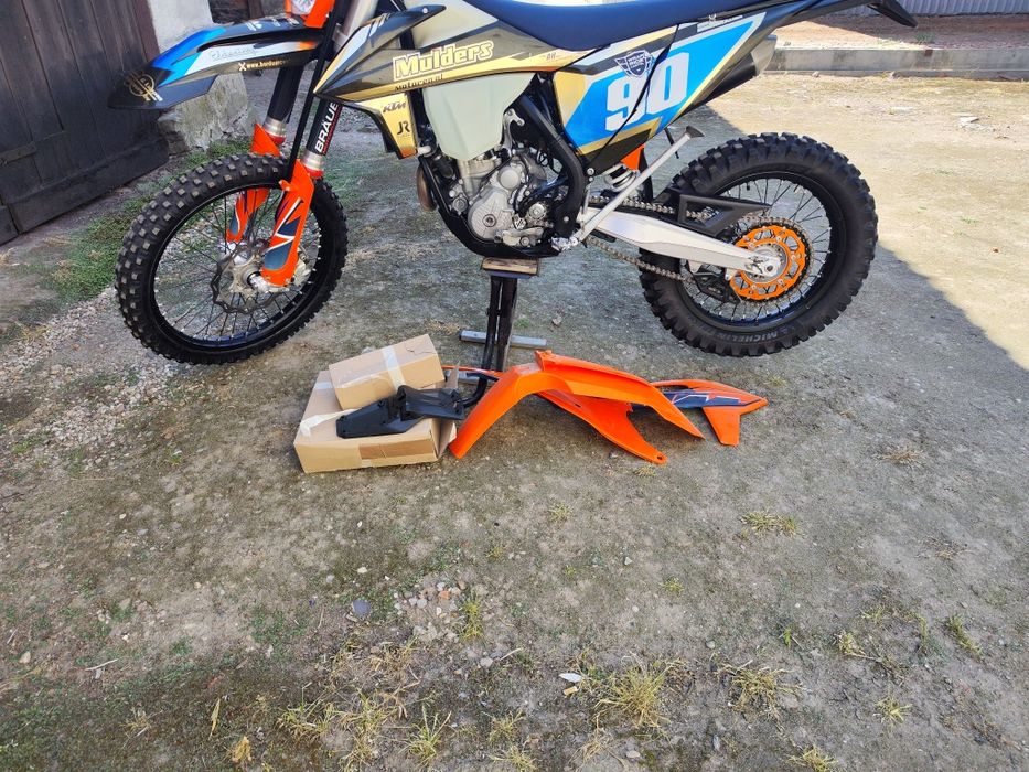 Exc250f 22 rok jeden właściciel z Niemiec
