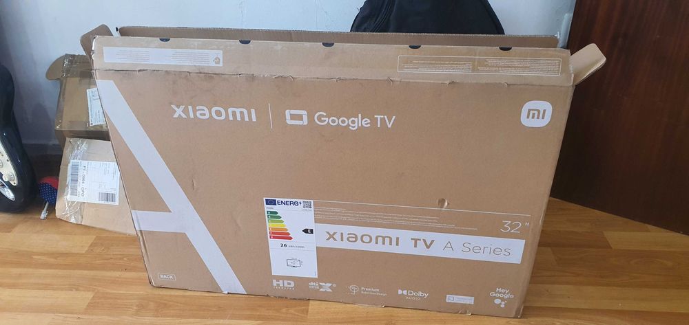 Televisao xiaomi 32 polgadasnunca usada