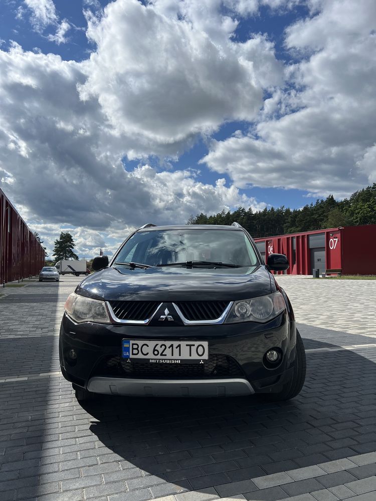 Mitsubishi Outlender