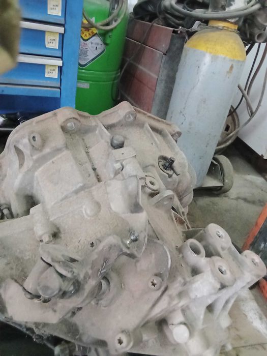 Caixa para Opel  astra 2.0