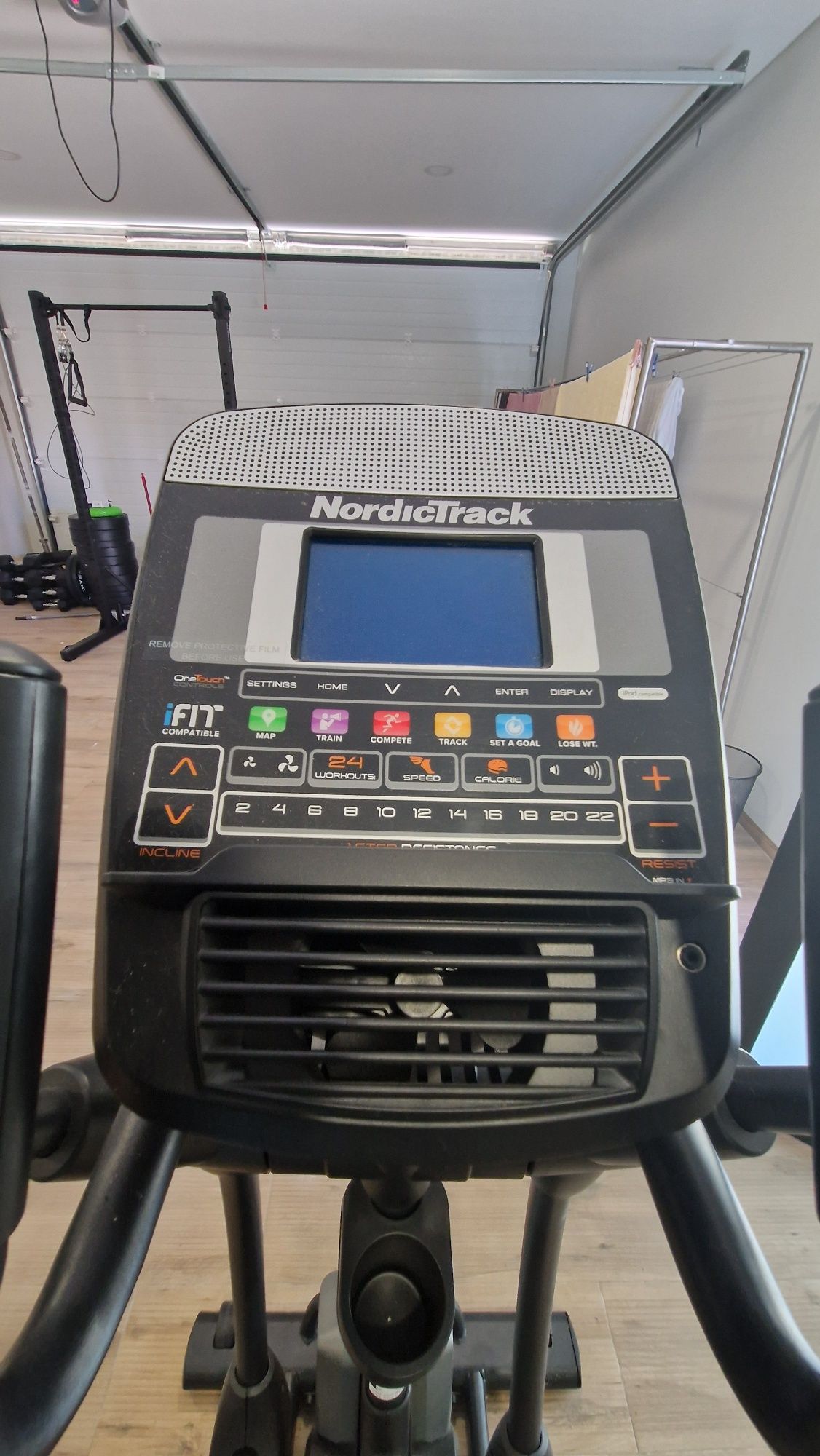 Elíptica Nordictrack E10.0 power incline dobrável