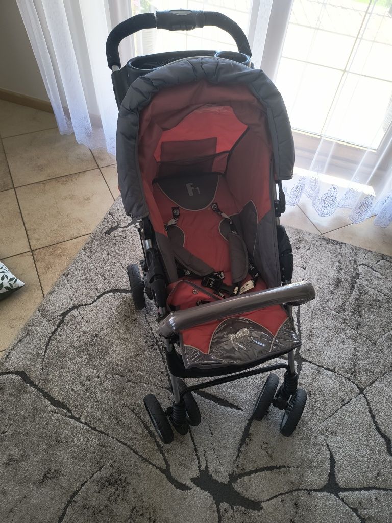 Wózek spacerowy nowy