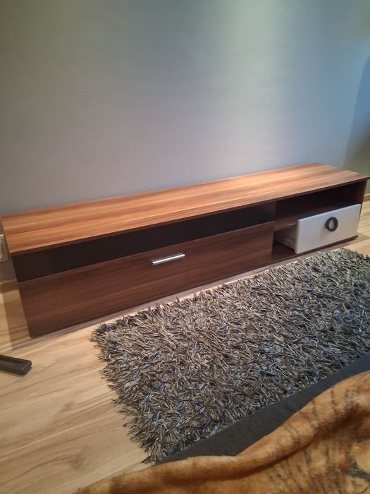 Szafka pod telewizor