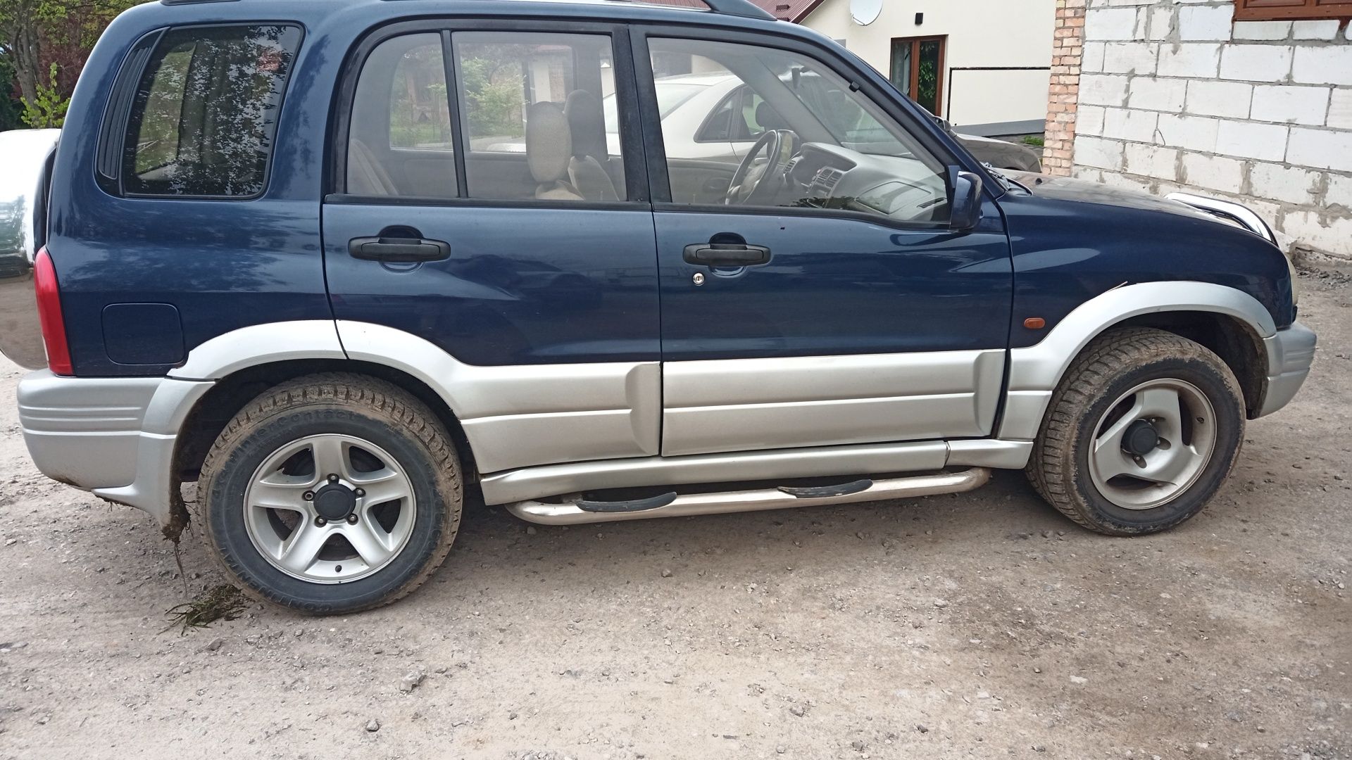 Suzuki grand Vitara 2.5 benzyna 4x4