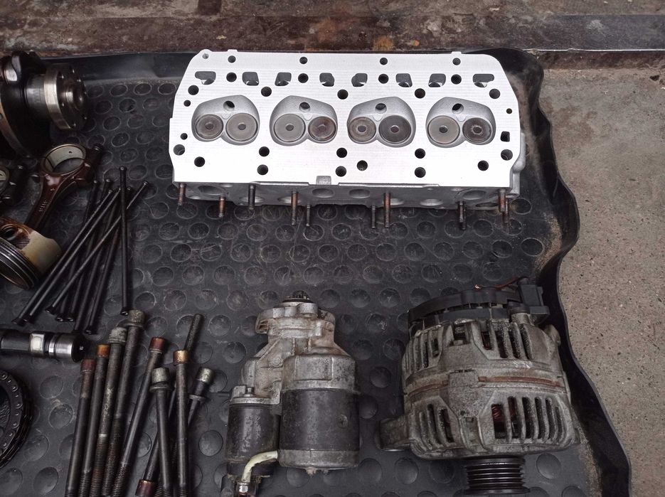 Колінвал Skoda Felicia Fabia 1.3 1.4 8V