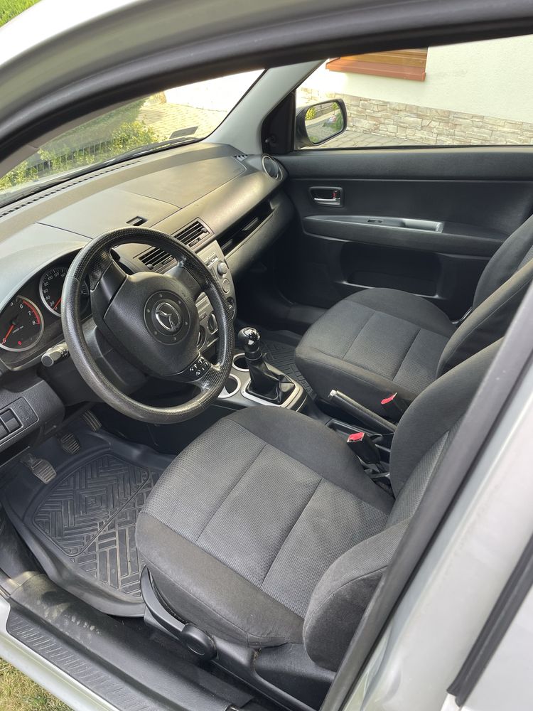 Mazda 2 1.2 benzyna