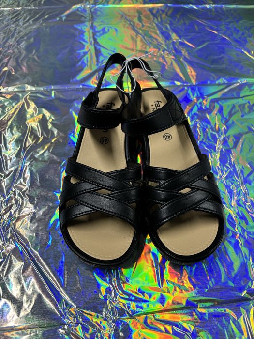 Sandálias pretas tamanho 40