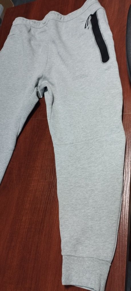 Spodnie Nike Tech Fleece