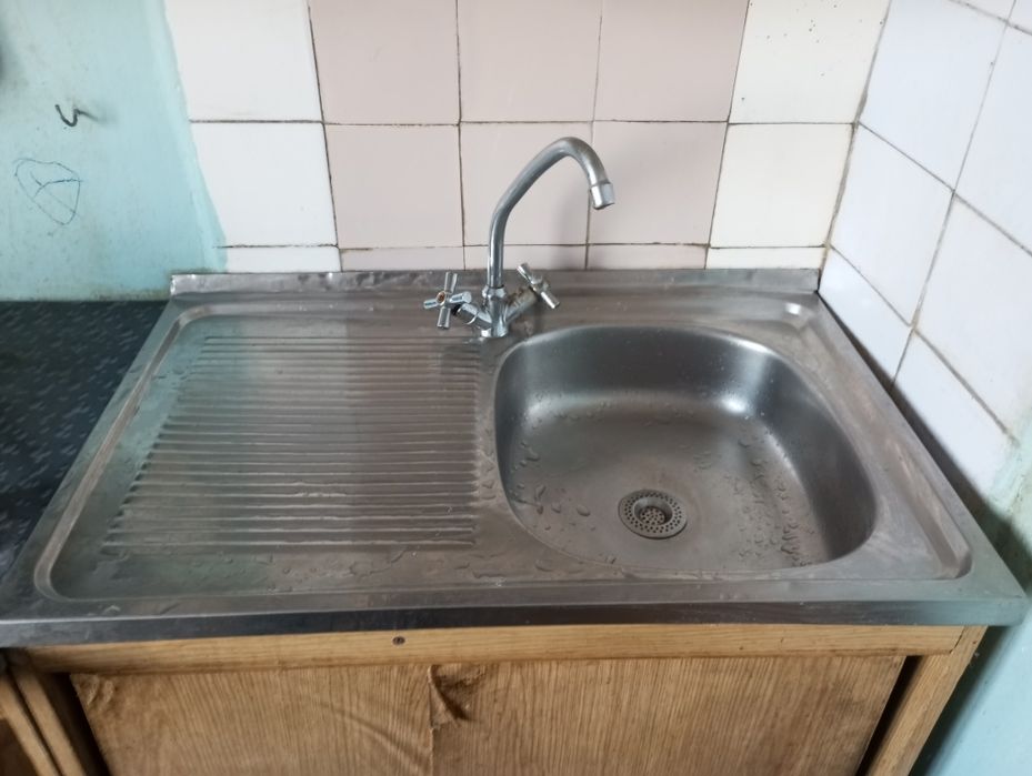 Продам мойку нержавійка