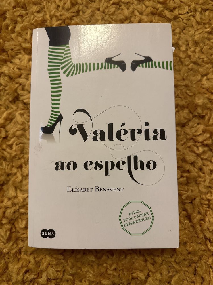 Valéria ao espelho
