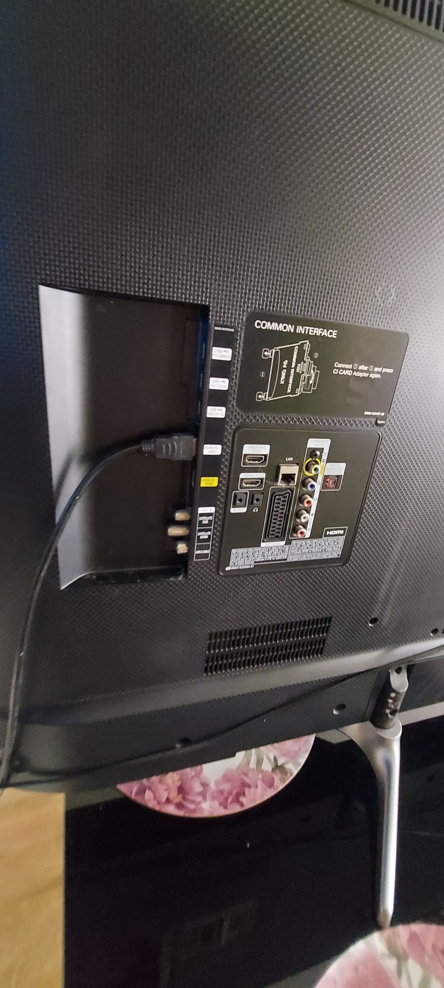 Sprzedam telewizor Smart Samsung 55 cali