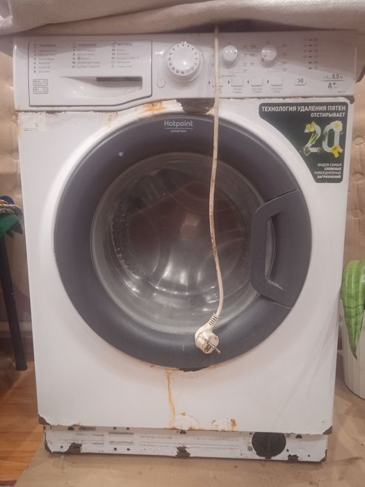 Пральна машина Ariston по запчастинах.