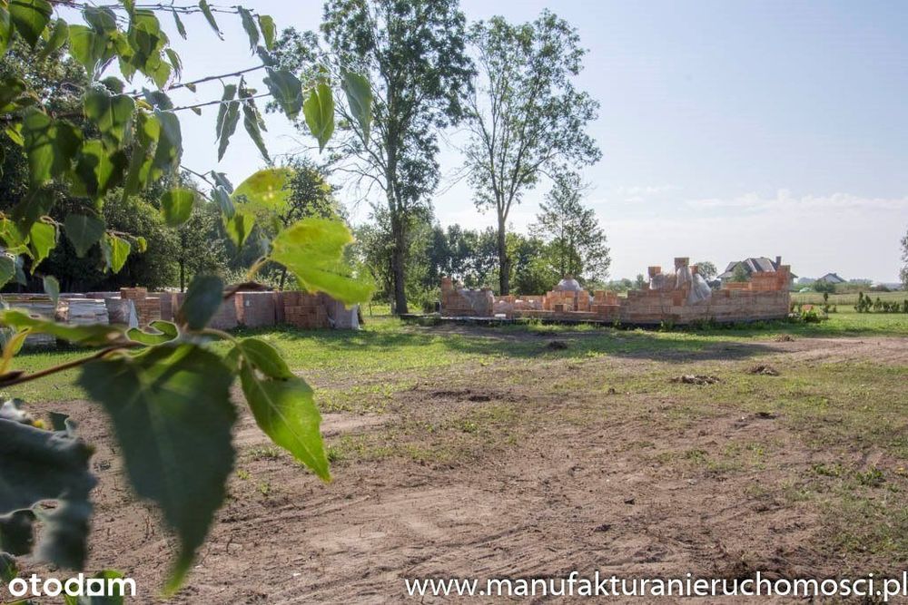 Działka z rozpoczętą budową blisko Białegostoku