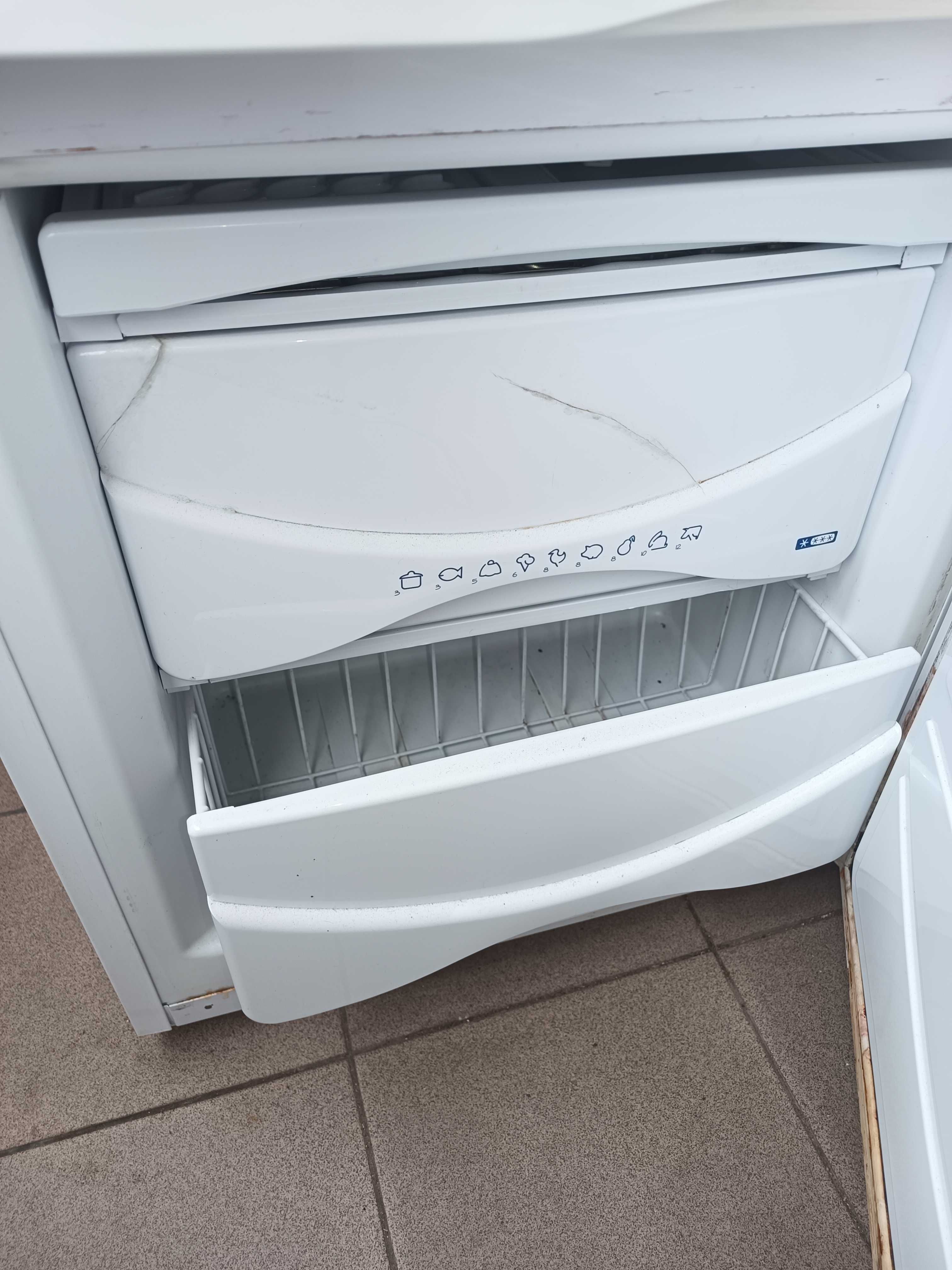 Sprzedam lodówkę Polar ZN 236