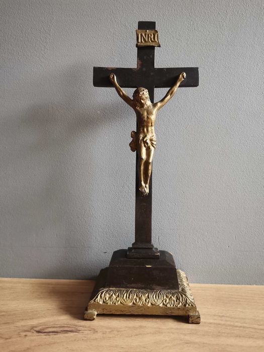 Stary ciekawy metalowy, stalowy Krzyż, Krucyfiks, Pasyjka