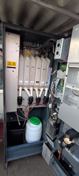 Продам кофе аппарат сагома Н6