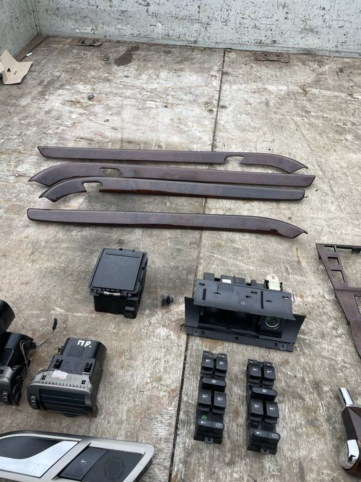 Декор дерево шкода Суперб 1 Skoda Superb1 елементи декору салона