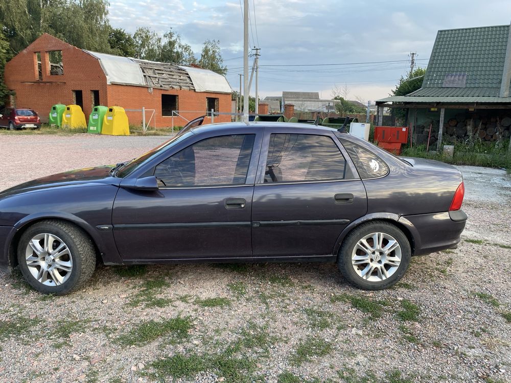 Продам Opel Vektra B