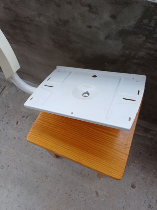 Підставка/ кріплення для телевізора