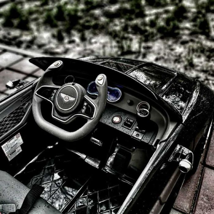 Samochodzik BENTLEY EXP 12 na akumulator dla dzieci! Autko 12V