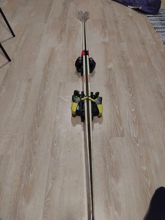 Ski rossignol com 1.80m