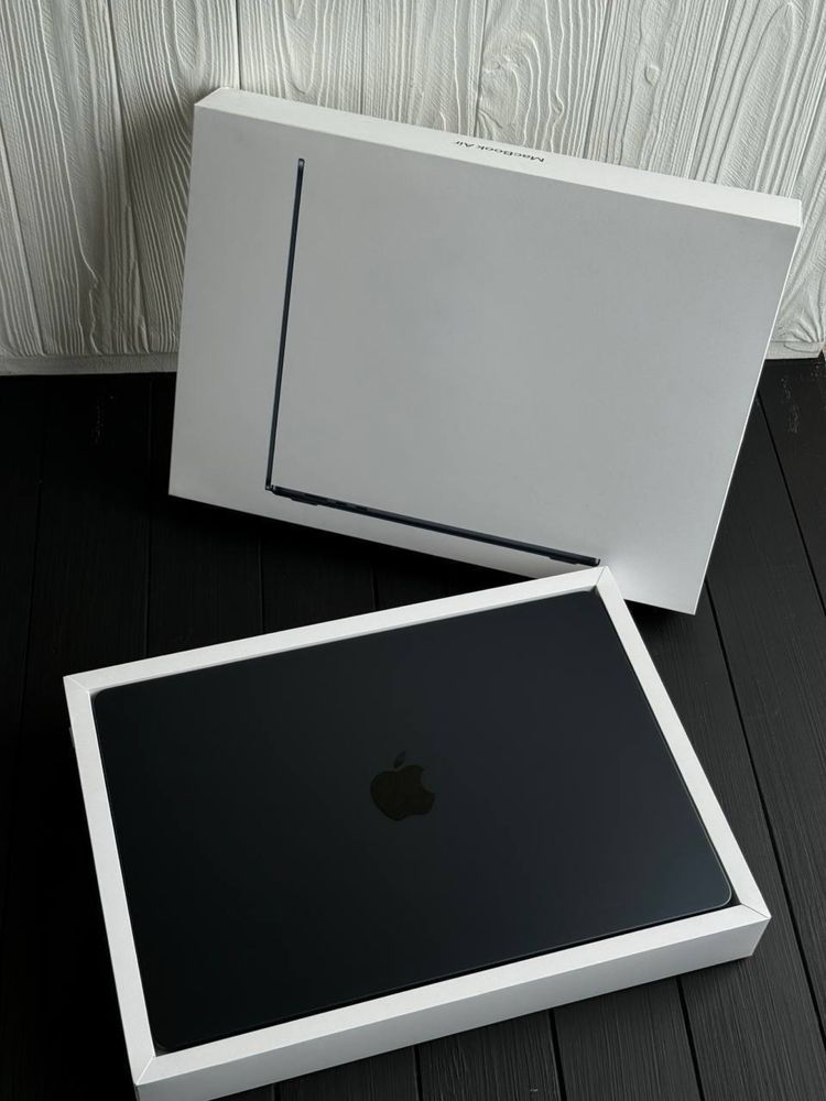 Apple MacBook Air M3 15” 8gb / 512gb Midnight 2024