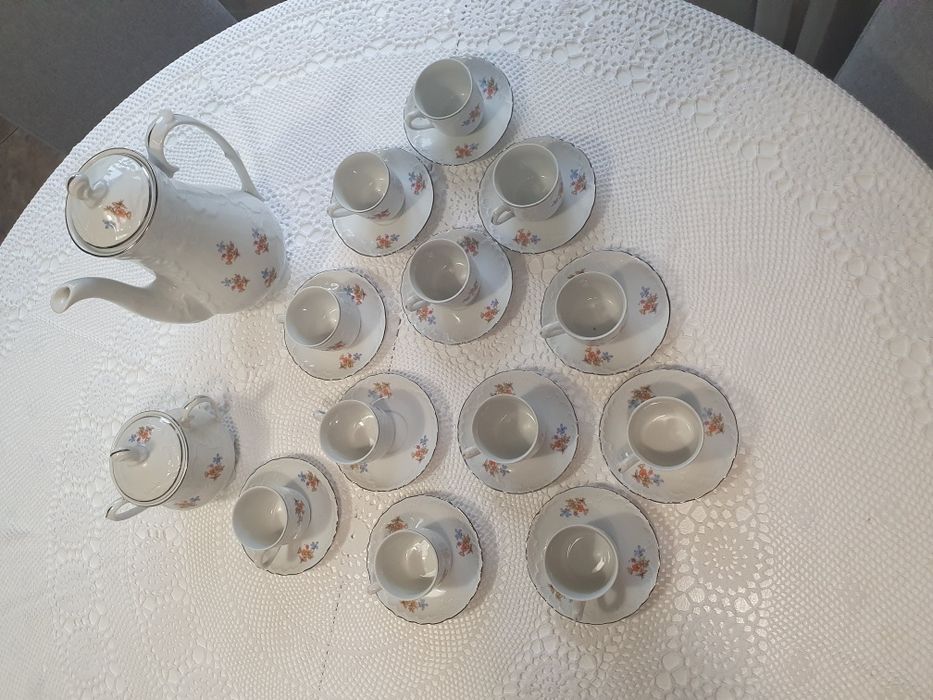 Zestaw kawowy porcelana Ćmielów 12+1+1