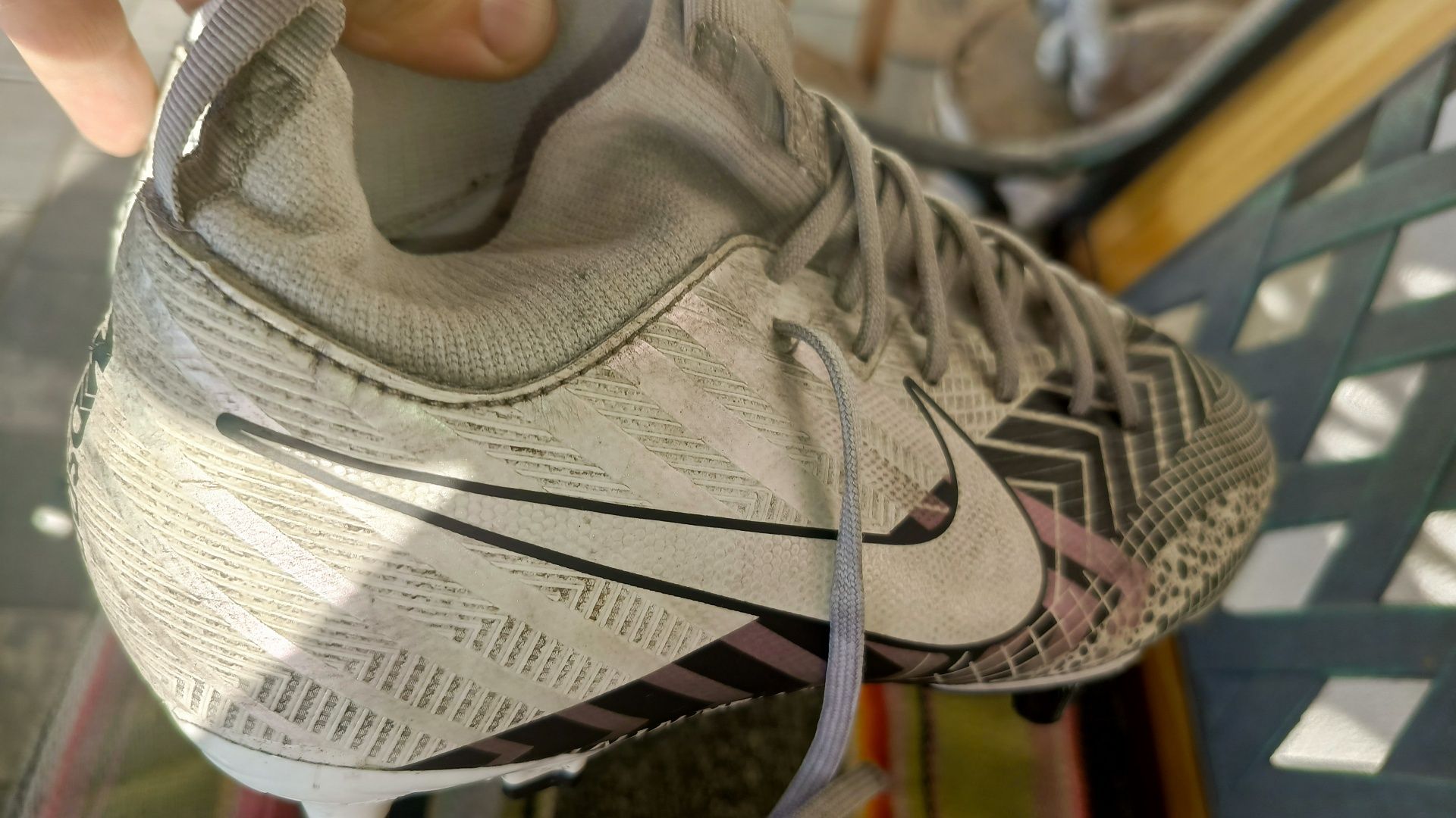 Nike Mercurial świetne błyszczące korki buty piłkarskie 36.5