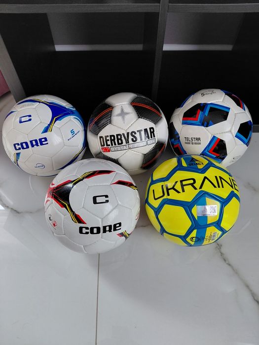 М'ячі футбольні баскетбольні волейболні гандболні