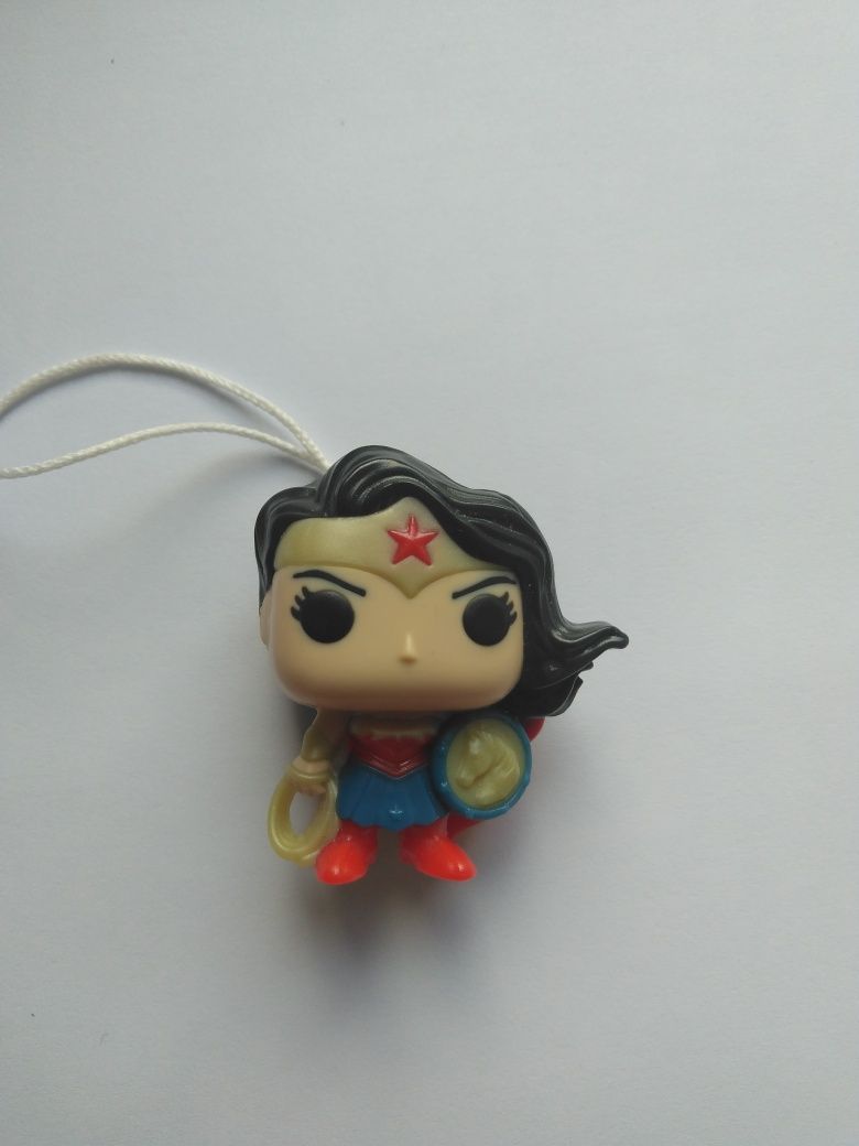 Wonder women, Hedwiga, Harry Potter. Ludziki Kinder joy