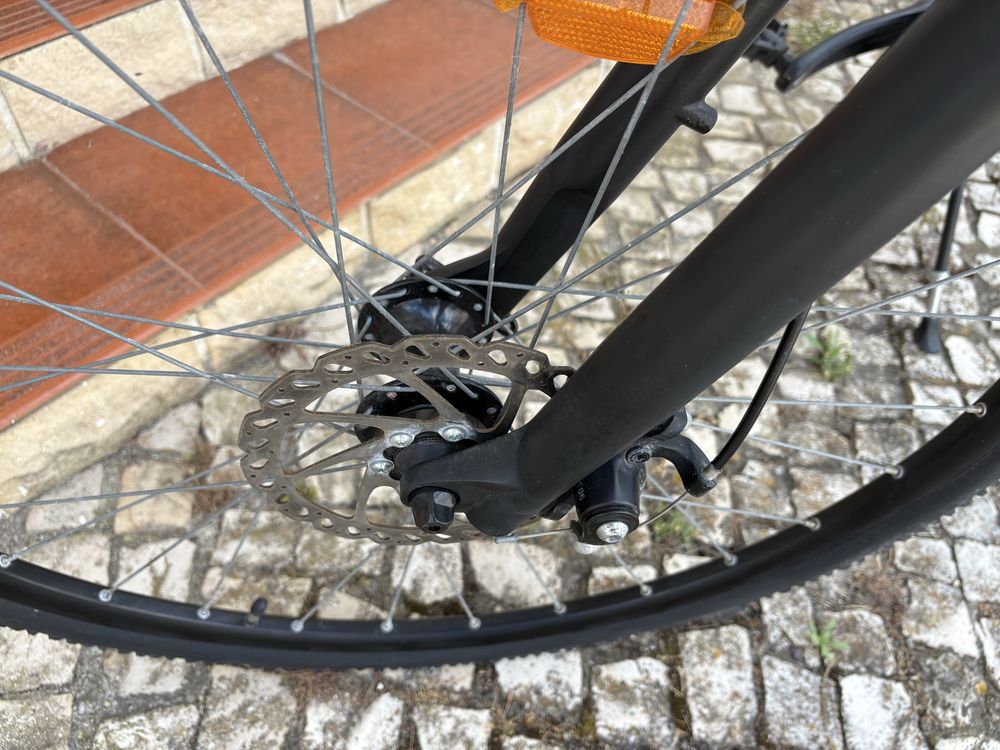 Bicicleta Trekking Riverside 500