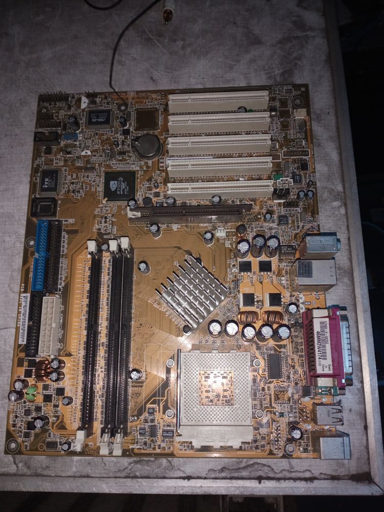 Stare komputery całość lub na części