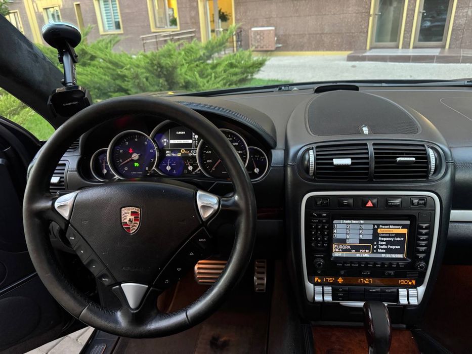 Продам Porsche Cayenne Turbo S 2007