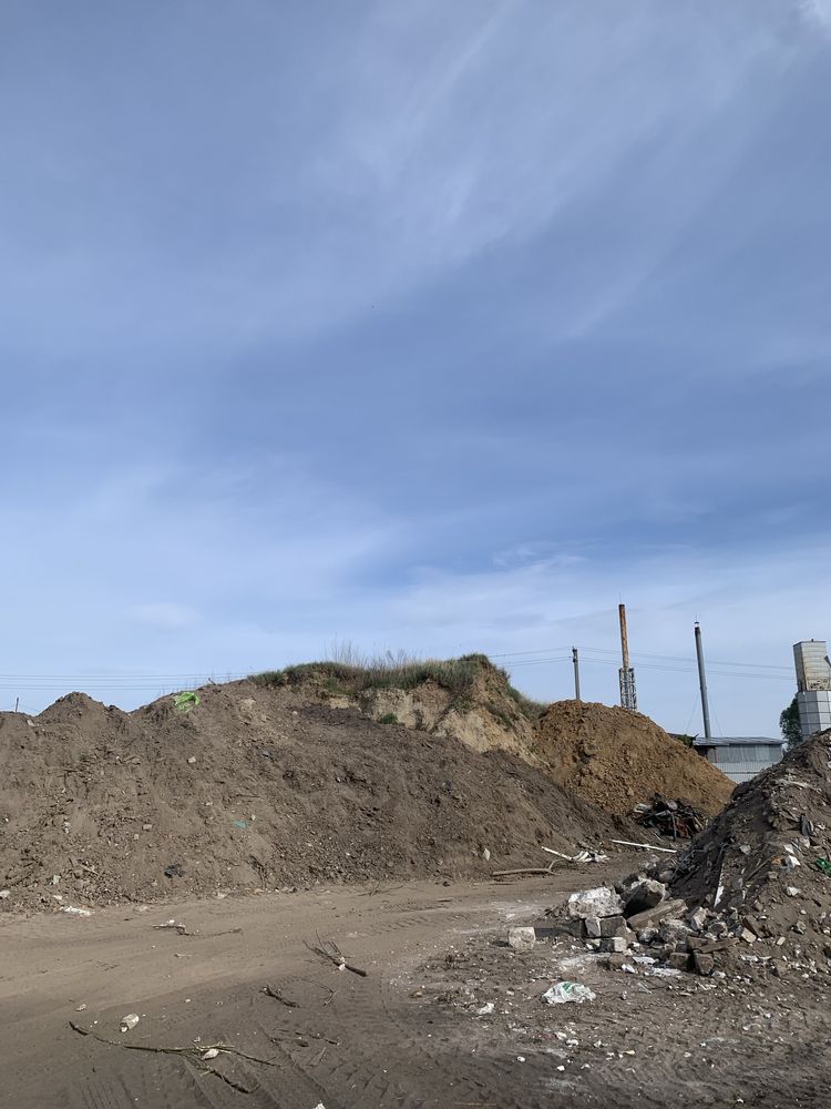 Продаю,чернозем,грунт,песок,щебень