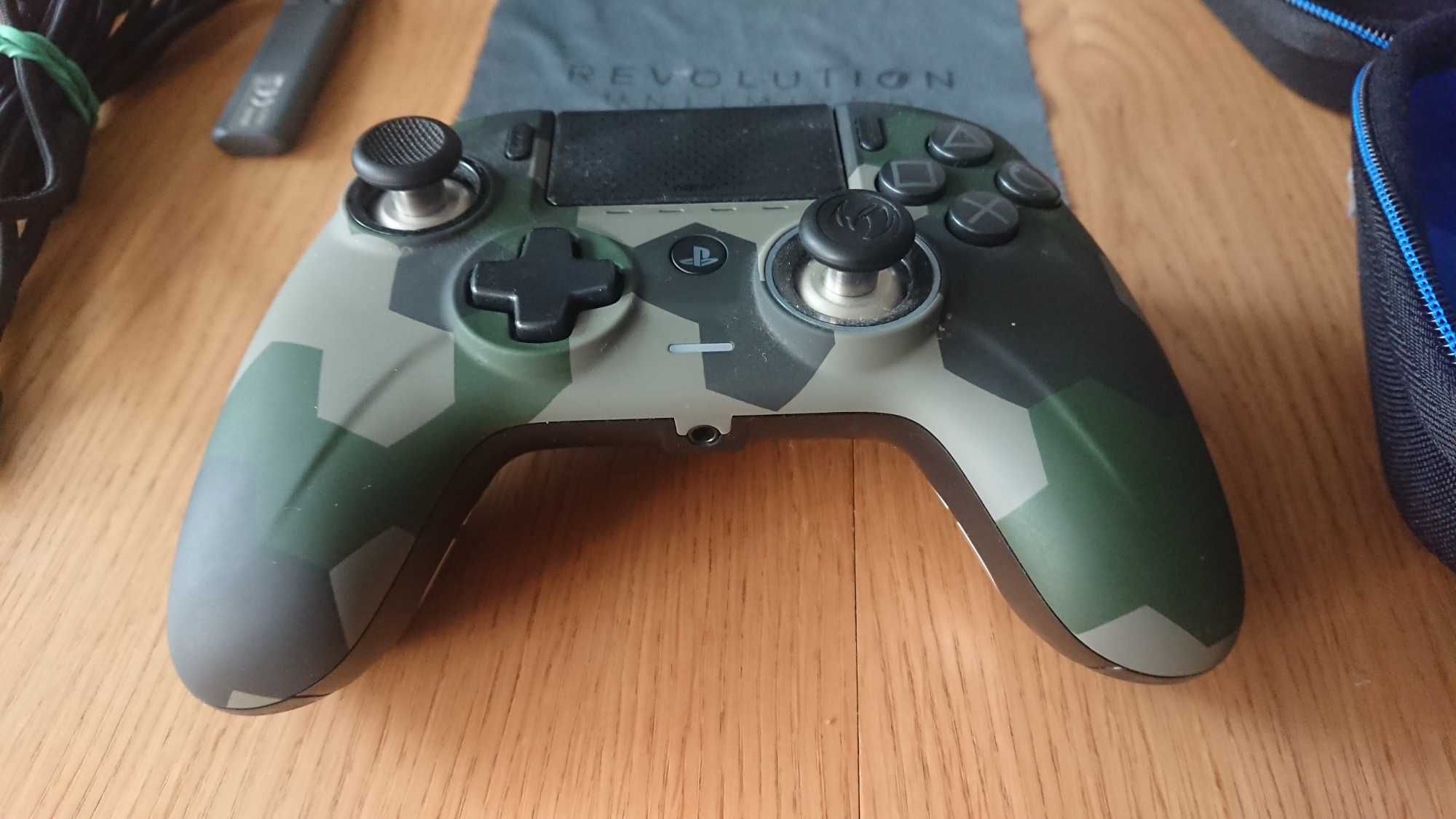 NACON PS4 Controller Revolution Unlimited Pro CAMO (używany 3 ms)