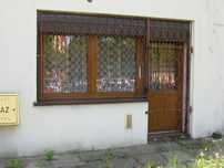 Okno z drzwiami (PCV) w kolorze drewna z obu stron + roleta