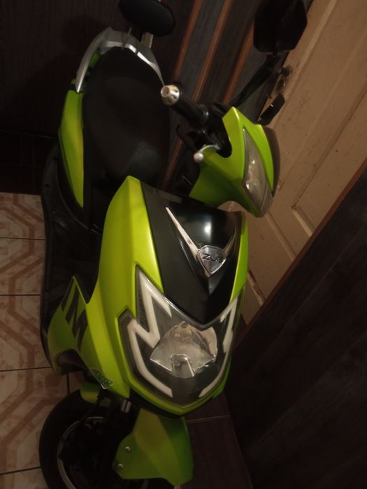 Електроскутер liberty