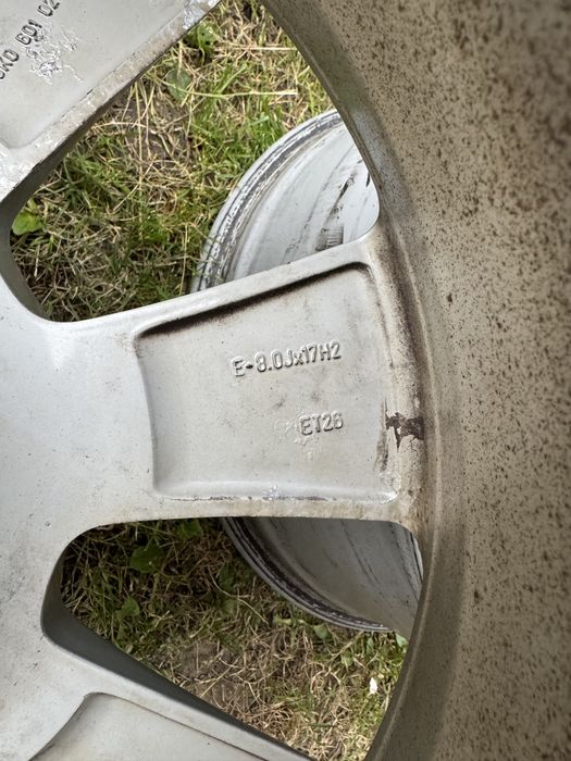 Audi A4 B8 Felgi aluminiowe R 17 8Jx17 ET26 5x112 8K0601025B