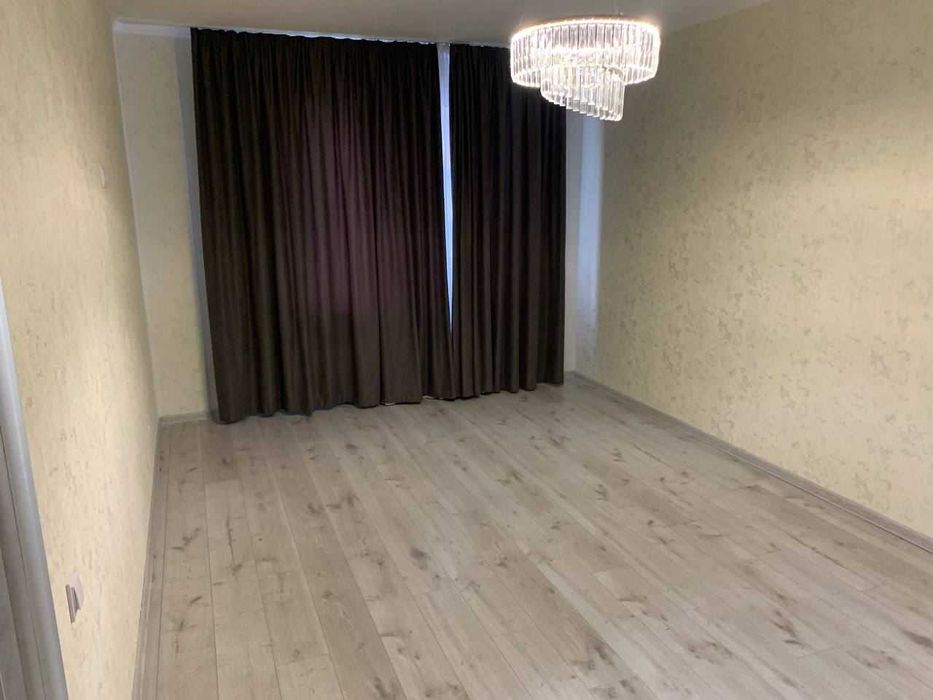 Двокімна з ремонтом. Жукова, зупинка Радужний